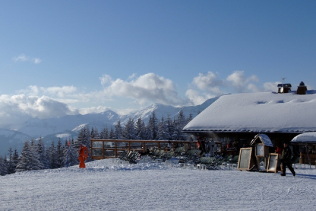 Megève, France - snow-wise - The best ski resorts for mountain restaurants