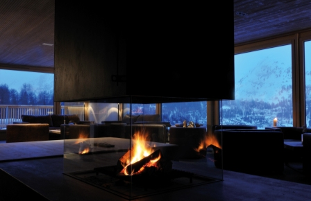 Nira Alpina, St Moritz, Switzerland - Luxury 4 star superior hotel with childcare